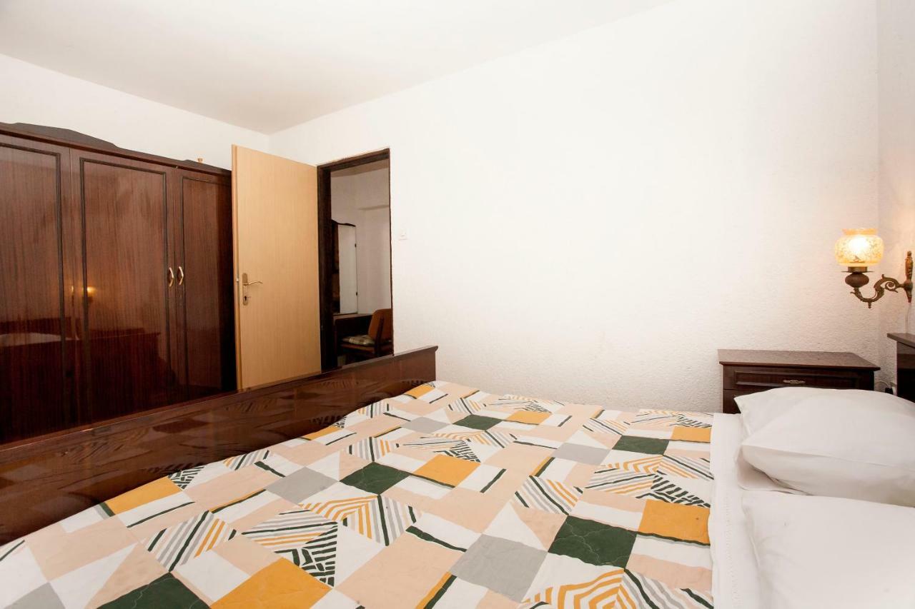 Apartment Regina Rovinj Exterior photo